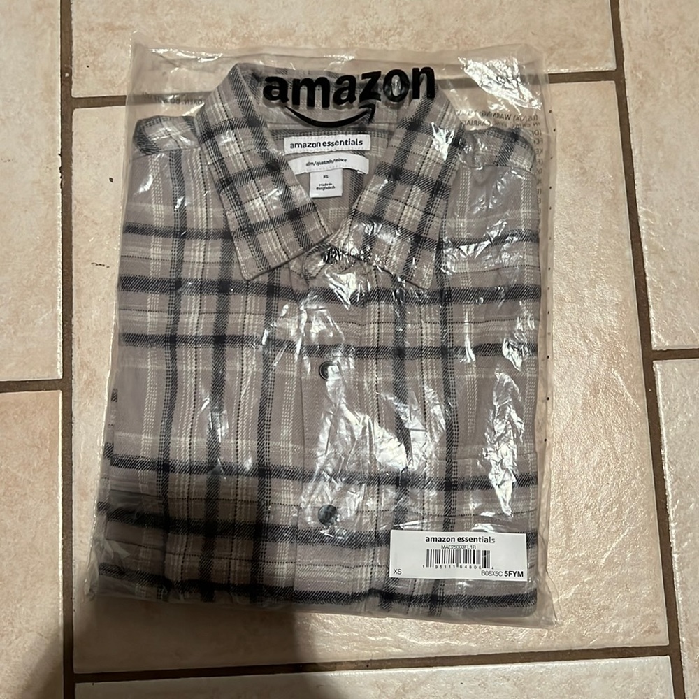 Amazon Essentials button down- Grey, Men's XS